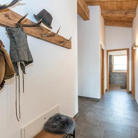 Semesterbostad Haeuselhorn Moarhof *