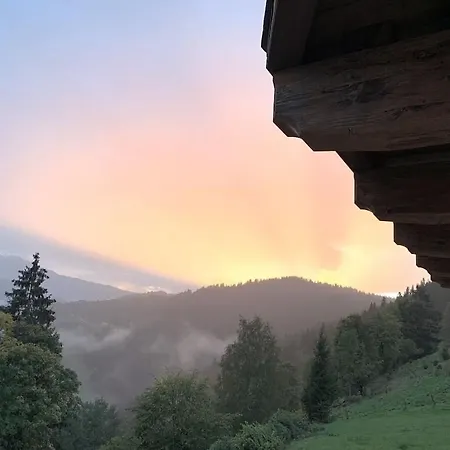 Haeuselhorn Moarhof Semesterbostad Unken